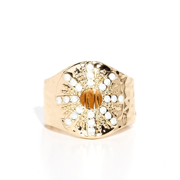 paparazzi Jewelry - Stylish SUNBEAMS Gold Ring